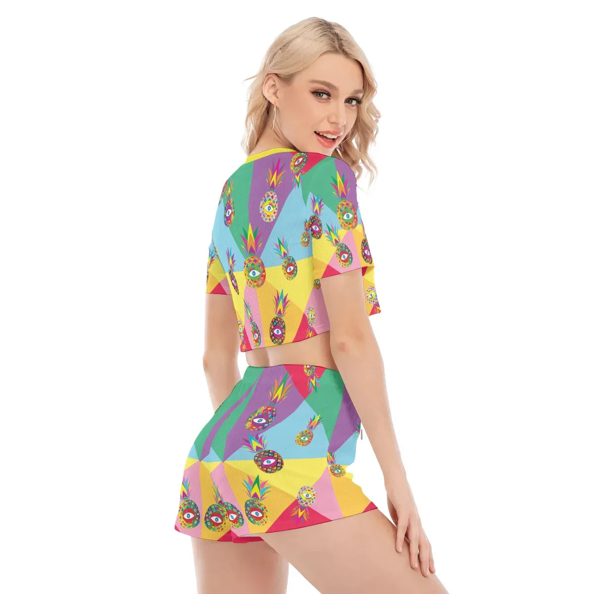 Pineapple / O-neck T-shirt Shorts Suit